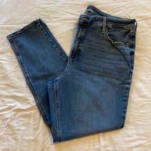 Old Navy Rockstar super skinny, high-rise jeans